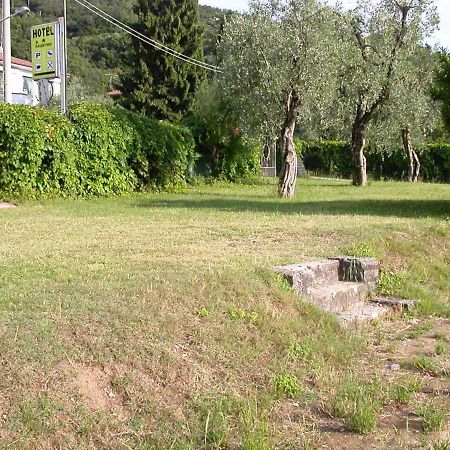 Hotel San Faustino Torri Del Benaco Exterior foto