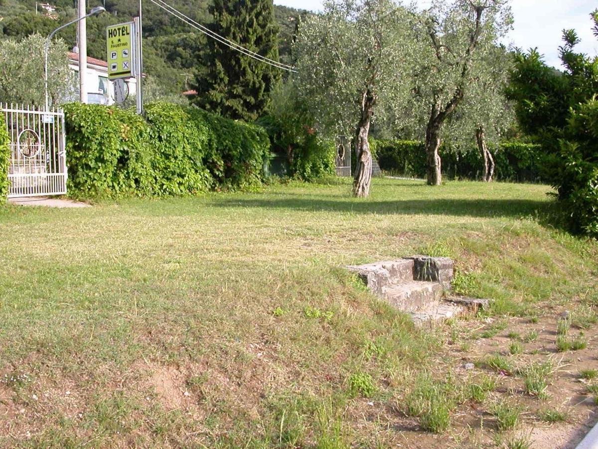 Hotel San Faustino Torri Del Benaco Exterior foto