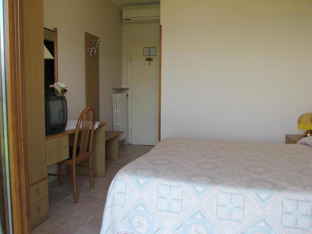 Hotel San Faustino Torri Del Benaco Zimmer foto
