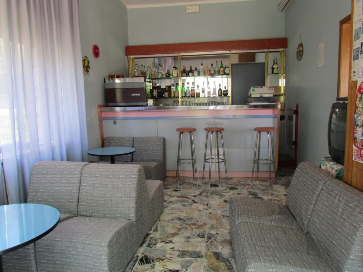 Hotel San Faustino Torri Del Benaco Exterior foto